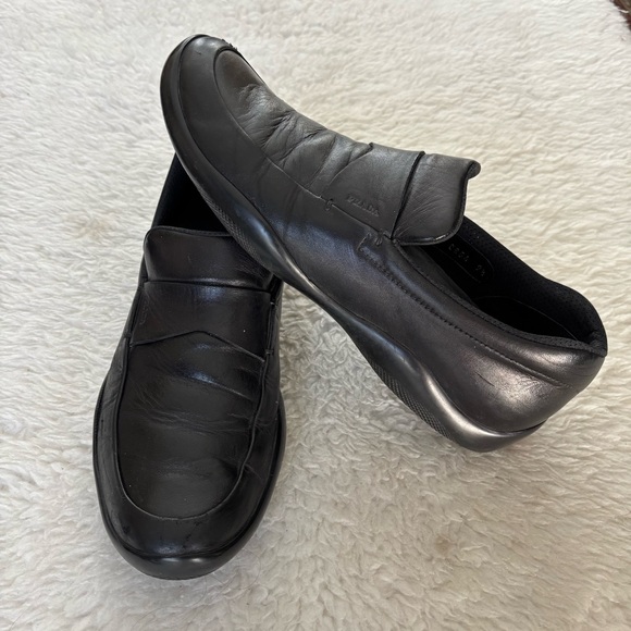 Prada Black Leather Slip On/Loafer Men’s Shoes size 9.5 - Picture 1 of 16